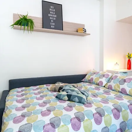 Apartman Duomo/linate Parcheggi Gratis E Tram Sotto Casa *
