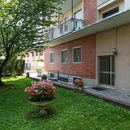 Apartman Duomo/linate Parcheggi Gratis E Tram Sotto Casa *
